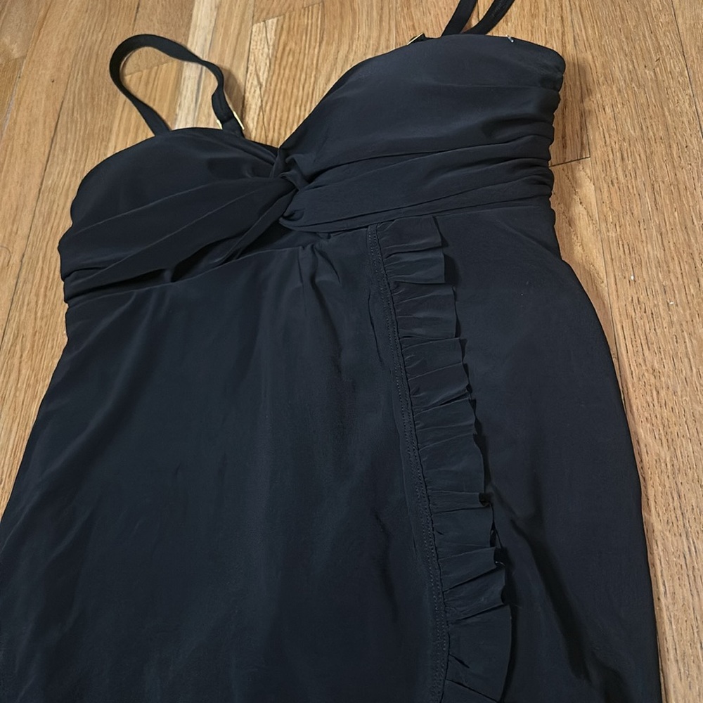 Beyond Control Ruffle One Piece Swimsuit - Picture 4 of 8